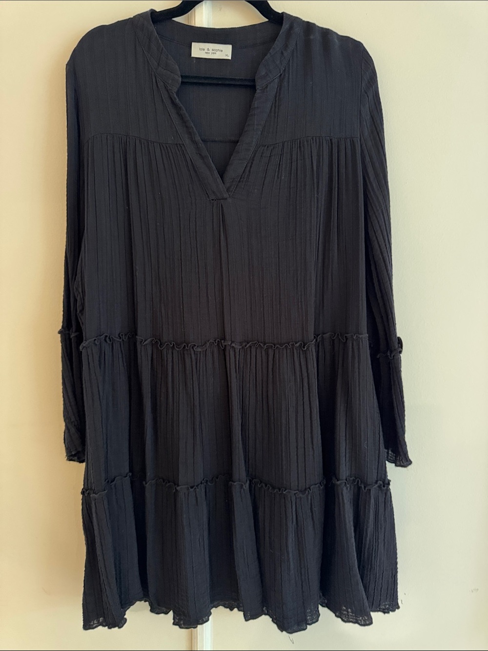 Lola & Sophie Black Tiered Long-Sleeve Dress